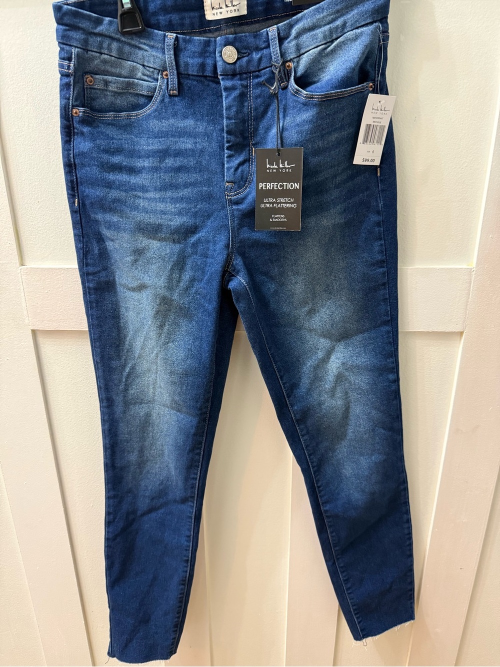 Perfection Women's Skinny Jeans in Indigo Blue